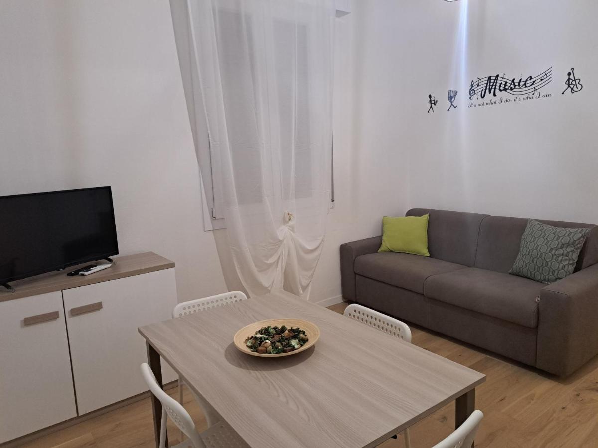Bolognamania Apartments-Pop Екстер'єр фото